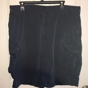 Ralph Lauren Polo cargo shorts. Navy. Size 38.